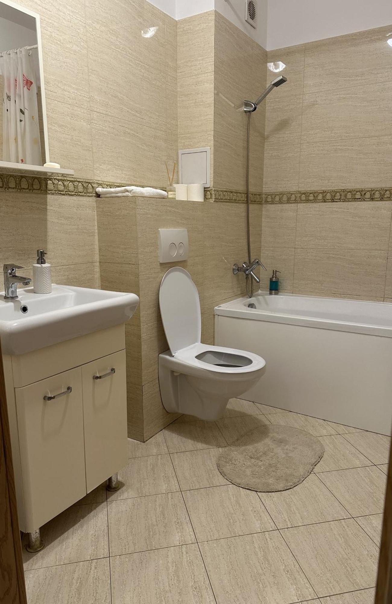 Junior Apartment *